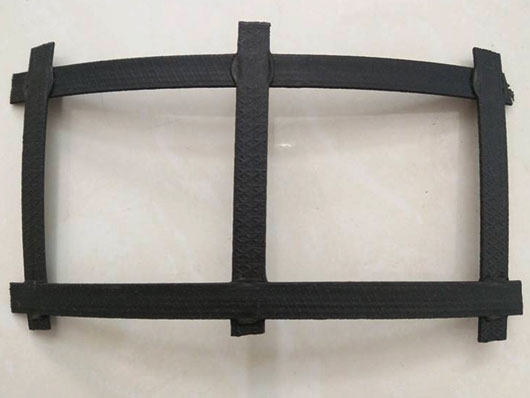 鋼塑土工格柵的使用技巧